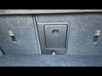 Photo 9 du bon plan VOLVO XC40 B3 163ch Plus DCT 7 occasion à 33990 €