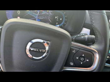 Photo 18 du bon plan VOLVO XC40 B3 163ch Plus DCT 7 occasion à 33990 €