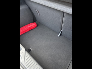 Photo 10 du bon plan FORD Fiesta 1.0 Flexifuel 95ch Active X 5p occasion à 18490 €