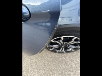 Photo 11 du bon plan FORD Fiesta 1.0 Flexifuel 95ch Active X 5p occasion à 18490 €