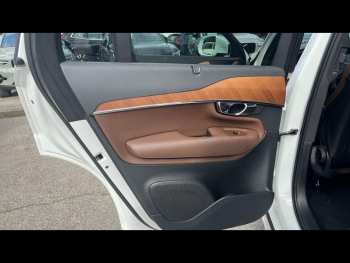 Photo 11 du bon plan VOLVO XC90 T8 AWD 303 + 87ch Inscription Business Geartronic occasion à 39990 €