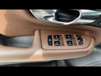 Photo 18 du bon plan VOLVO XC90 T8 AWD 303 + 87ch Inscription Business Geartronic occasion à 39990 €