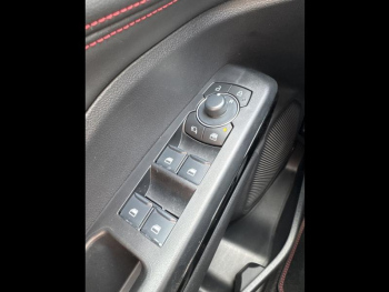 Photo 15 du bon plan FORD Puma 1.0 EcoBoost Hybrid 125ch ST-Line X S&S occasion à 26985 €