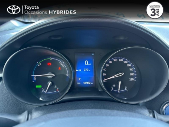 Photo 14 du bon plan TOYOTA C-HR 122h Dynamic 2WD E-CVT occasion à 15490 €