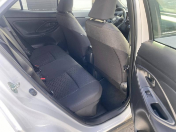 Photo 21 du bon plan TOYOTA C-HR 122h Edition 2WD E-CVT  MC19 occasion à 18990 €