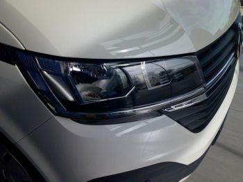 Photo 4 du bon plan VOLKSWAGEN Transporter Fg VUL 2.8T L1H1 2.0 TDI 150ch Business Plus DSG7 occasion à 32000 €