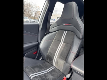 Photo 22 du bon plan FORD Puma 1.0 EcoBoost Hybrid 170ch ST S&S Powershift occasion à 29990 €