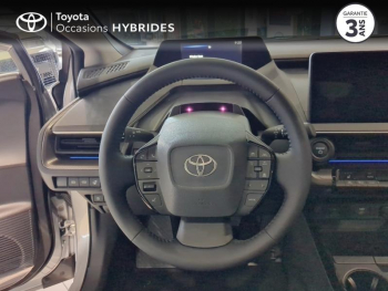 Photo 9 du bon plan TOYOTA Prius Rechargeable 2.0 Hybride Rechargeable 223ch Design (sans toit panoramique) MY26 occasion à 40590 €