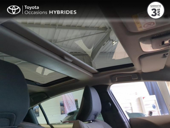 Photo 21 du bon plan TOYOTA Prius Rechargeable 2.0 Hybride Rechargeable 223ch Design (sans toit panoramique) MY26 occasion à 40590 €