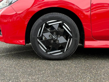 Photo 10 du bon plan NISSAN Leaf 150ch 40kWh Acenta 21.5 occasion à 15990 €