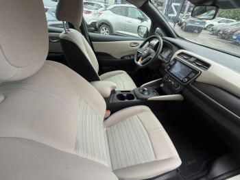 Photo 9 du bon plan NISSAN Leaf 150ch 40kWh Acenta 21.5 occasion à 17990 €