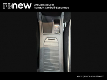 Photo 25 du bon plan RENAULT Clio 1.0 TCe 90ch Techno - 24 occasion à 18489 €