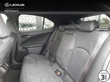 Photo 9 du bon plan LEXUS UX 250h 2WD Premium Edition MY21 occasion à 23990 €