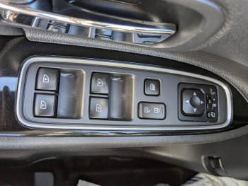 Photo 21 du bon plan MITSUBISHI Outlander PHEV Twin Motor Business 4WD Euro6d-T EVAP 5cv occasion à 19490 €