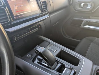 Photo 14 du bon plan CITROEN C5 Aircross Hybrid 225ch Business e-EAT8 occasion à 13900 €