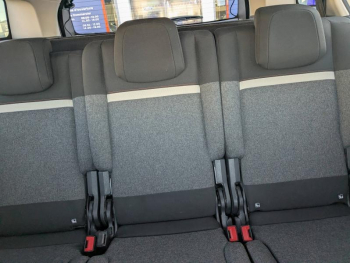 Photo 16 du bon plan CITROEN C5 Aircross Hybrid 225ch Business e-EAT8 occasion à 13900 €