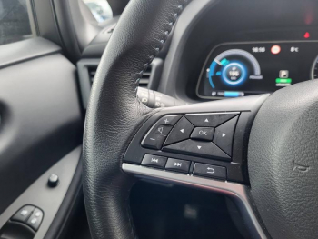 Photo 14 du bon plan NISSAN Leaf 150ch 40kWh Acenta 21 occasion à 14990 €