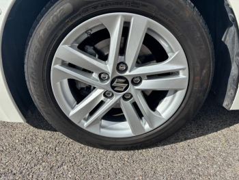 Photo 11 du bon plan SUZUKI Swace 1.8 Hybrid 122ch Pack occasion à 18990 €