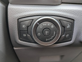 Photo 19 du bon plan FORD Ranger VUL 3.2 TDCi 200ch Double Cabine Limited BVA occasion à 29963 €