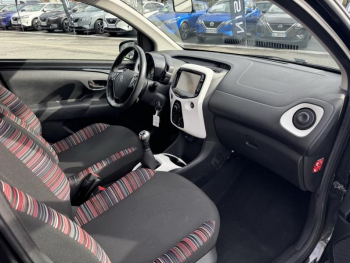 Photo 11 du bon plan CITROEN C1 PureTech 82 Feel 5p occasion à 7490 €