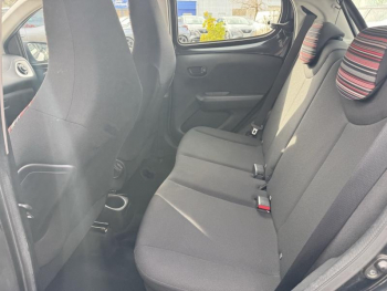 Photo 12 du bon plan CITROEN C1 PureTech 82 Feel 5p occasion à 7490 €