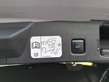 Photo 23 du bon plan FORD Kuga 2.5 Duratec 225ch PHEV Vignale BVA occasion à 24900 €