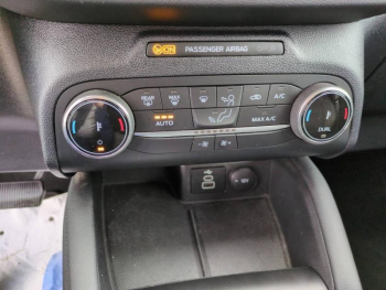 Photo 10 du bon plan FORD Kuga 2.5 Duratec 190ch FHEV E85 Titanium BVA occasion à 25400 €