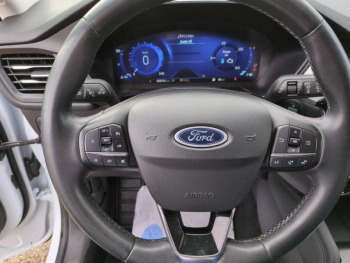 Photo 12 du bon plan FORD Kuga 2.5 Duratec 190ch FHEV E85 Titanium BVA occasion à 25400 €