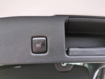 Photo 21 du bon plan FORD Kuga 2.5 Duratec 190ch FHEV E85 Titanium BVA occasion à 25400 €