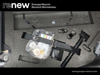 Photo 11 du bon plan RENAULT Clio 1.6 E-Tech hybride 145ch Techno occasion à 17290 €