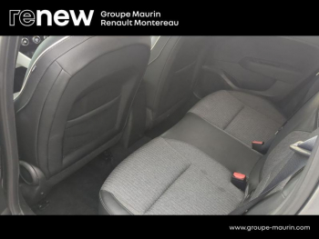 Photo 12 du bon plan RENAULT Clio 1.6 E-Tech hybride 145ch Techno occasion à 17290 €