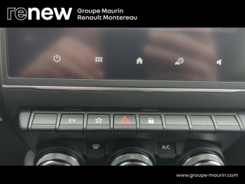 Photo 22 du bon plan RENAULT Clio 1.6 E-Tech hybride 145ch Techno occasion à 17290 €