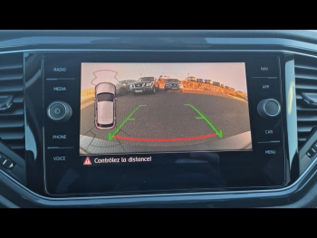 Photo 14 du bon plan VOLKSWAGEN T-Roc 1.5 TSI EVO 150ch Carat DSG7 Euro6d-T 117g occasion à 19890 €