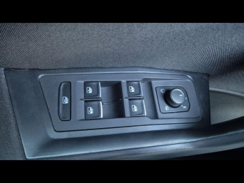 Photo 23 du bon plan VOLKSWAGEN T-Roc 1.5 TSI EVO 150ch Carat DSG7 Euro6d-T 117g occasion à 19890 €