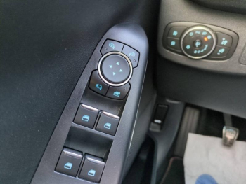 Photo 14 du bon plan FORD Puma 1.0 EcoBoost 125ch mHEV ST-Line 6cv occasion à 16500 €