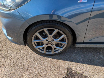 Photo 20 du bon plan FORD Fiesta 1.0 Flexifuel 95ch ST-Line 5p occasion à 15990 €