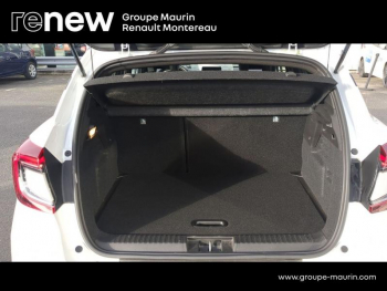 Photo 11 du bon plan RENAULT Captur 1.6 E-Tech hybride 145ch Engineered occasion à 22490 €