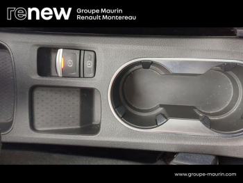 Photo 27 du bon plan RENAULT Captur 1.6 E-Tech hybride 145ch Engineered occasion à 22490 €