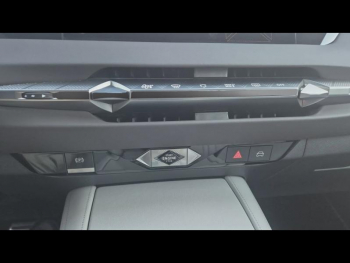 Photo 18 du bon plan DS DS 4 PureTech 180ch Rivoli Automatique occasion à 23900 €