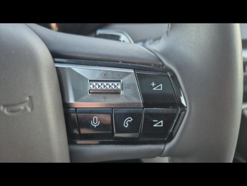 Photo 25 du bon plan DS DS 4 PureTech 180ch Rivoli Automatique occasion à 23900 €