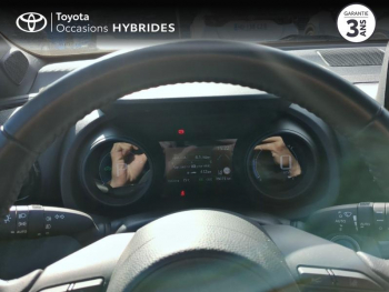 Photo 14 du bon plan TOYOTA Yaris Cross 116h Design MY22 occasion à 22390 €