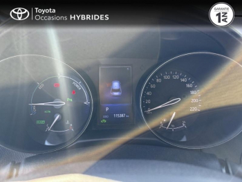 Photo 14 du bon plan TOYOTA C-HR 122h Distinctive 2WD E-CVT occasion à 16290 €