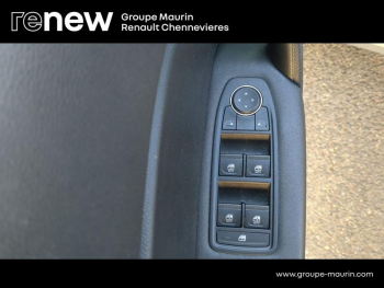 Photo 13 du bon plan RENAULT Captur 1.6 E-Tech hybride 145ch Evolution occasion à 18990 €