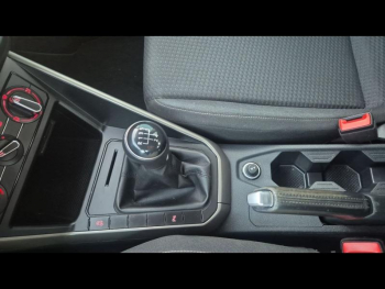 Photo 20 du bon plan VOLKSWAGEN Polo 1.0 TSI 95ch Life Business occasion à 15900 €