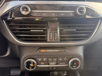 Photo 23 du bon plan FORD Kuga 2.5 Duratec 225ch PHEV Titanium BVA occasion à 22980 €