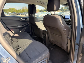 Photo 27 du bon plan FORD Kuga 2.5 Duratec 225ch PHEV Titanium BVA occasion à 22980 €