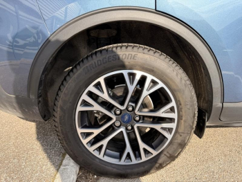 Photo 39 du bon plan FORD Kuga 2.5 Duratec 225ch PHEV Titanium BVA occasion à 22980 €