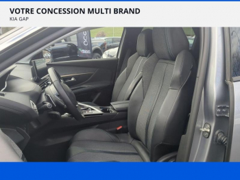 Photo 8 du bon plan PEUGEOT 3008 HYBRID 225ch Allure Pack e-EAT8 occasion à 20990 €