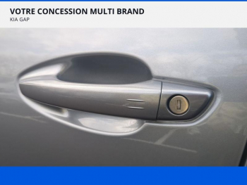 Photo 16 du bon plan PEUGEOT 3008 HYBRID 225ch Allure Pack e-EAT8 occasion à 20990 €