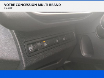 Photo 17 du bon plan PEUGEOT 3008 HYBRID 225ch Allure Pack e-EAT8 occasion à 20990 €